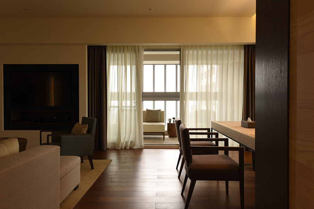 Hotel Cozzi Ximen Tainan Dış mekan fotoğraf