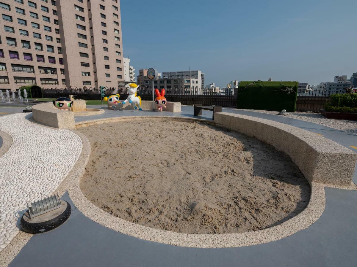 Hotel Cozzi Ximen Tainan Dış mekan fotoğraf